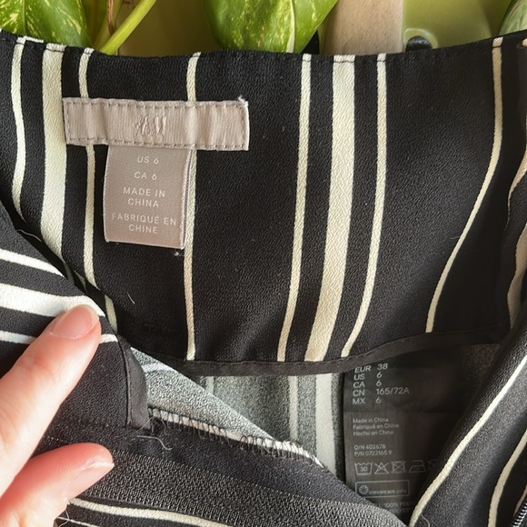 H&M work pants - Picture 2 of 3